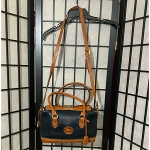 DOONEY & BOURKE Black and Brown Pebble Leather Doctor Crossbody Satchel With Key